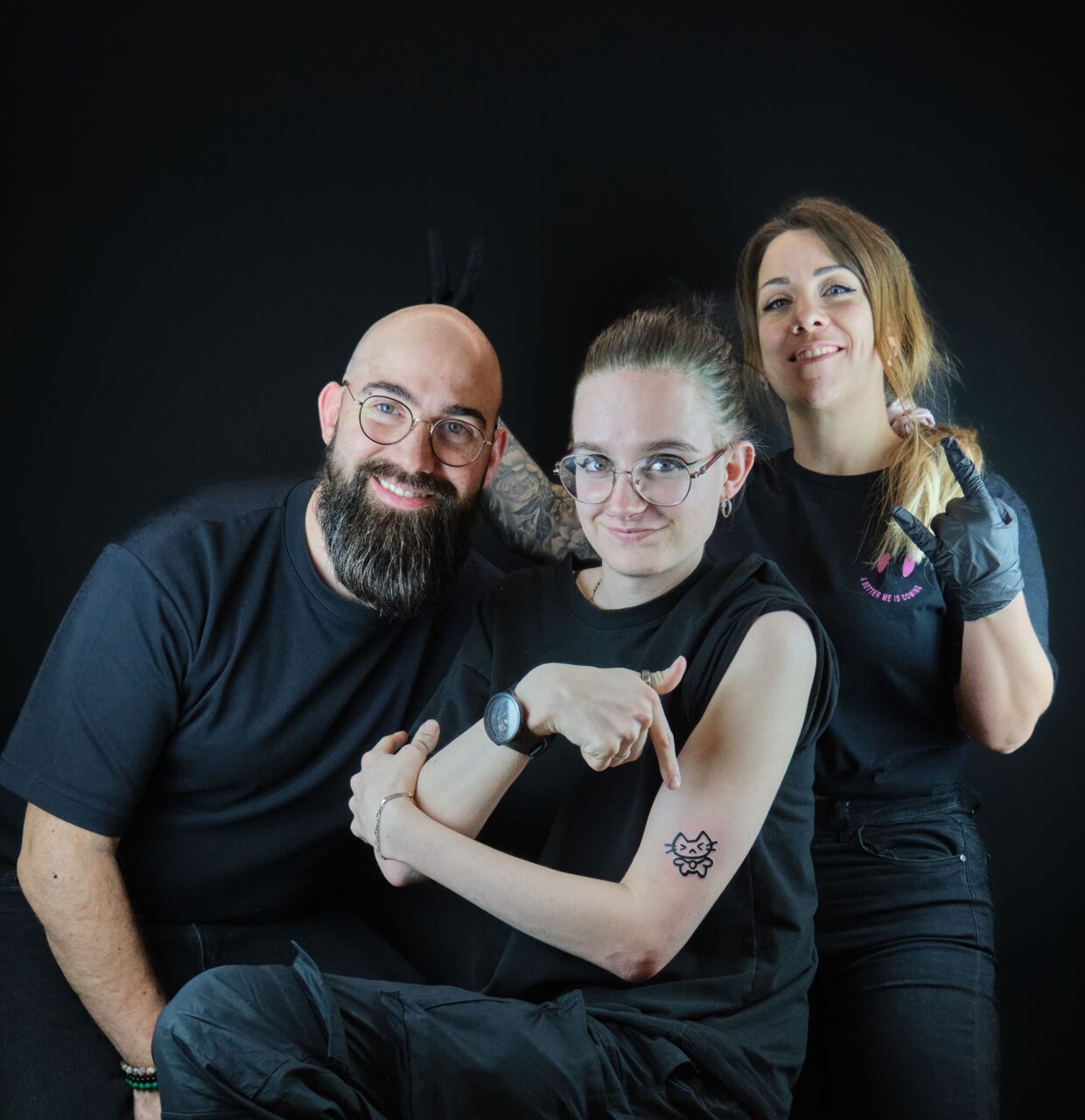 EXPO illustration, tattoo, photo – Peaux, Papiers, Lumières — Le Poulpe Festival